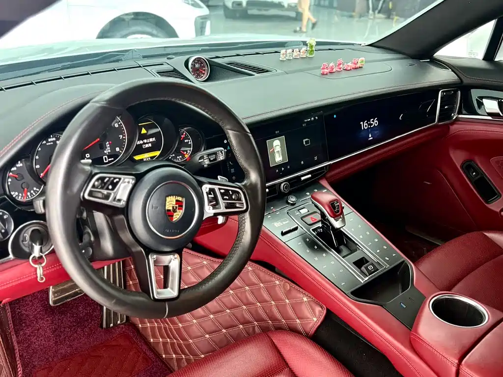 Porsche Panamera 2010 Panamera 4 3.6L