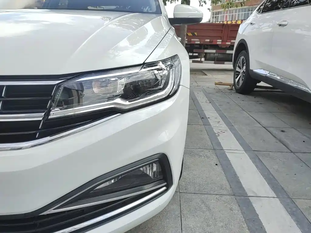 Volkswagen Bora — миниатюра 24