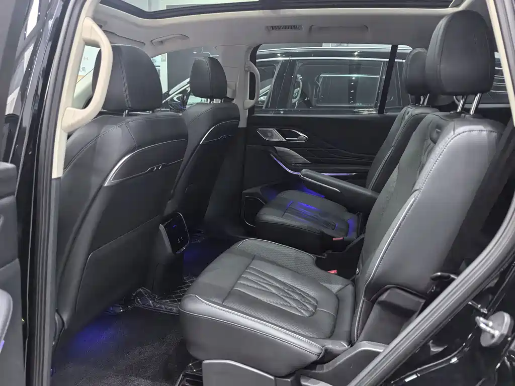 Hongqi Hongqi HS7 PHEV — миниатюра 7