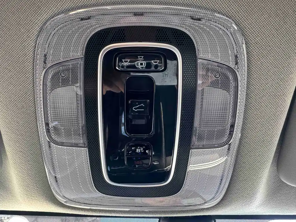 Hyundai Elantra — миниатюра 14