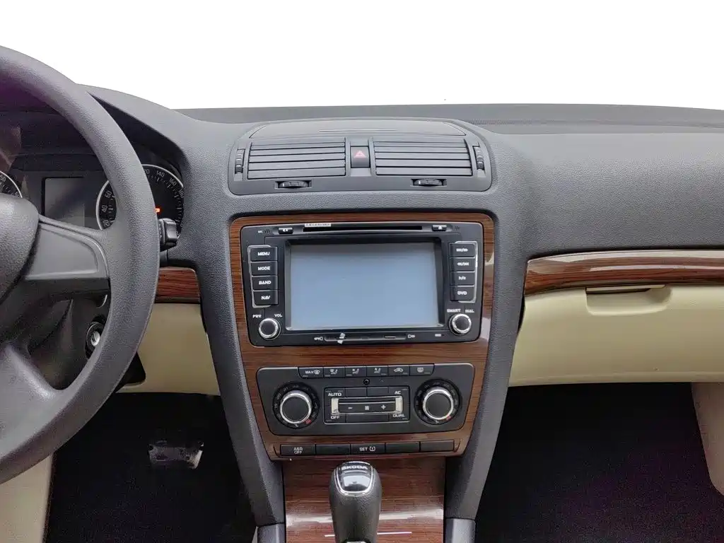 Skoda Octavia — миниатюра 12