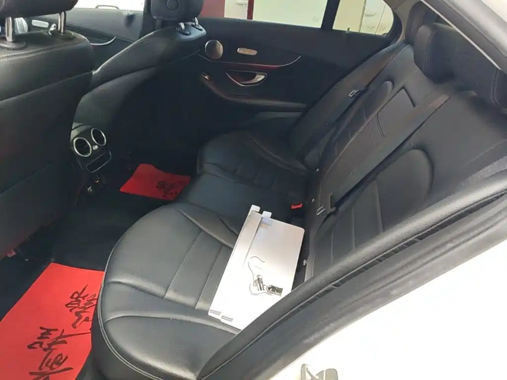 Mercedes-Benz C-Class — миниатюра 17