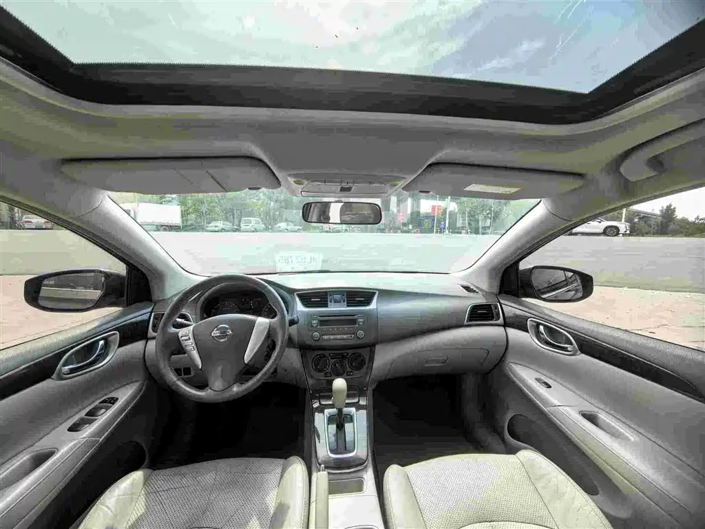 Nissan Sylphy 2012 1.6XL CVT Luxury