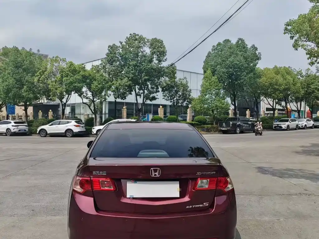 Honda Spirior — миниатюра 8