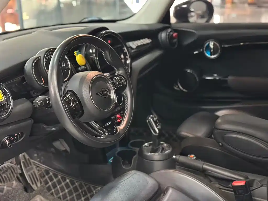 MINI Mini — миниатюра 8