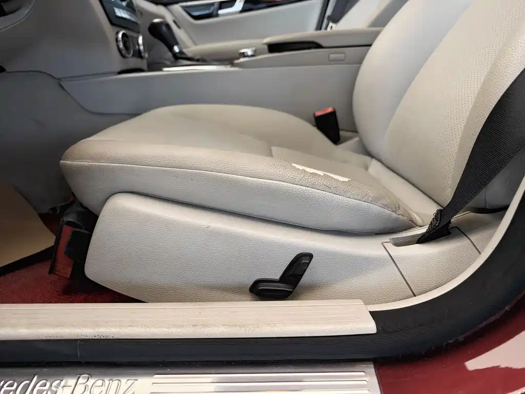 Mercedes-Benz C-Class C 2013 C 180 Grand Edition