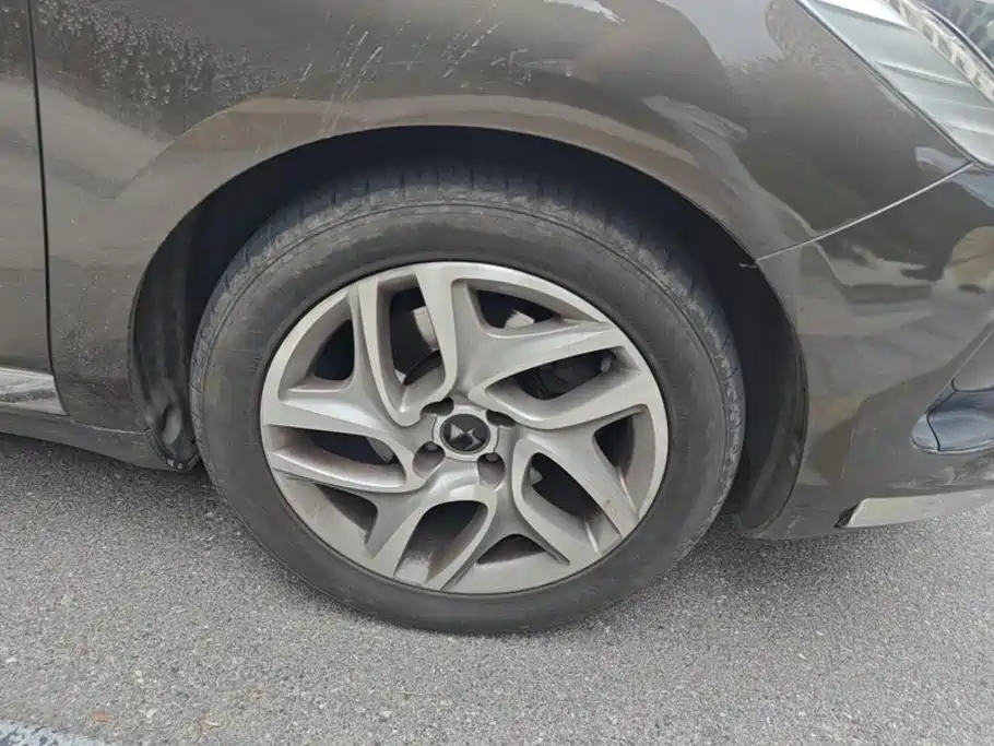 DS DS 5 — миниатюра 6