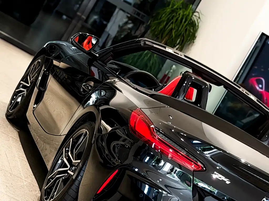 BMW Z4 — миниатюра 6