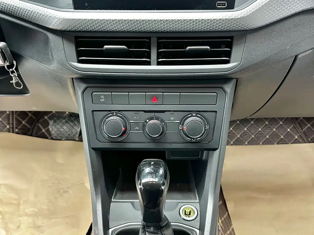 VOLKSWAGEN EXPLORING THE SHADOW