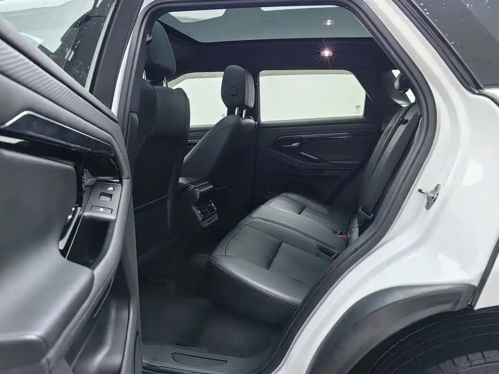 Land Rover Evoque — миниатюра 15