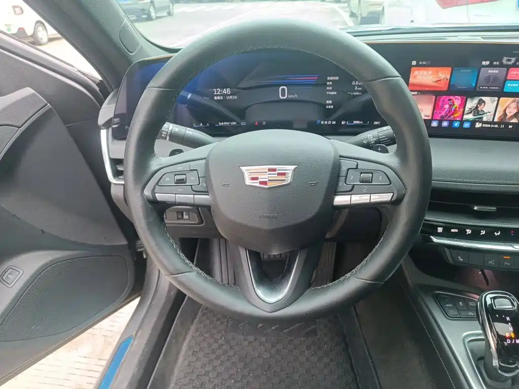 Cadillac CT5 — миниатюра 3