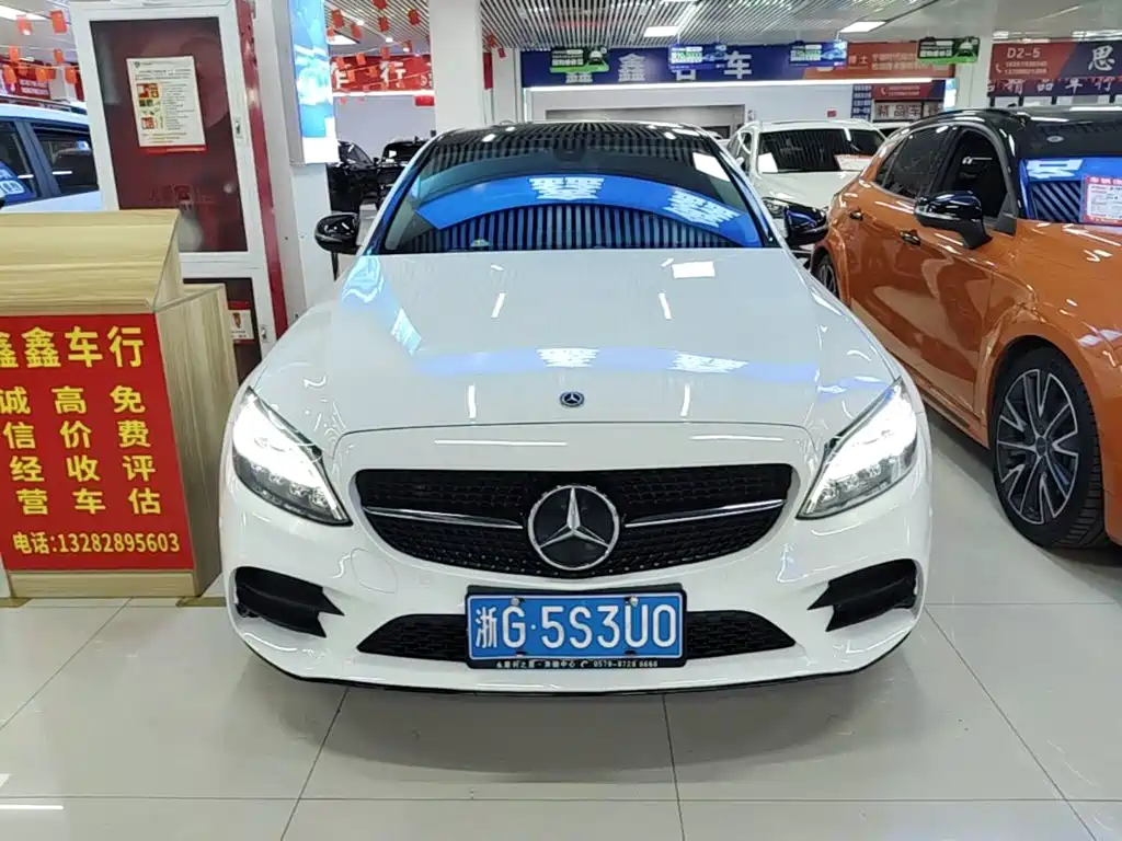 Mercedes-Benz C-Class — миниатюра 3