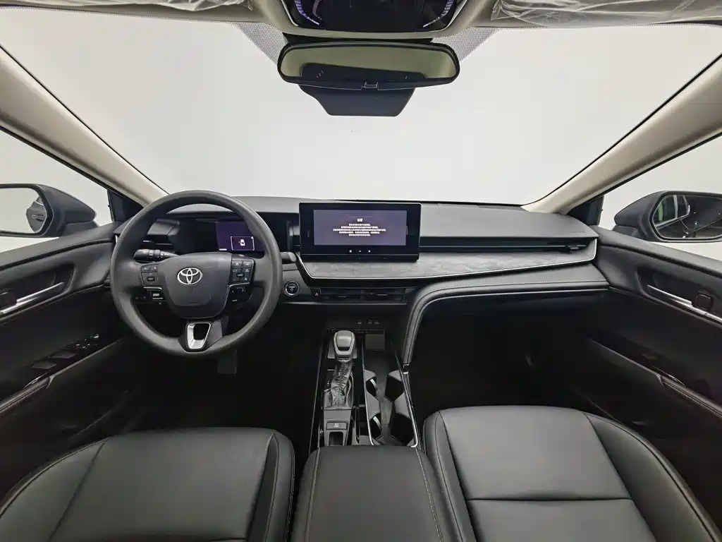 Toyota Camry 2024 Черный из Китая