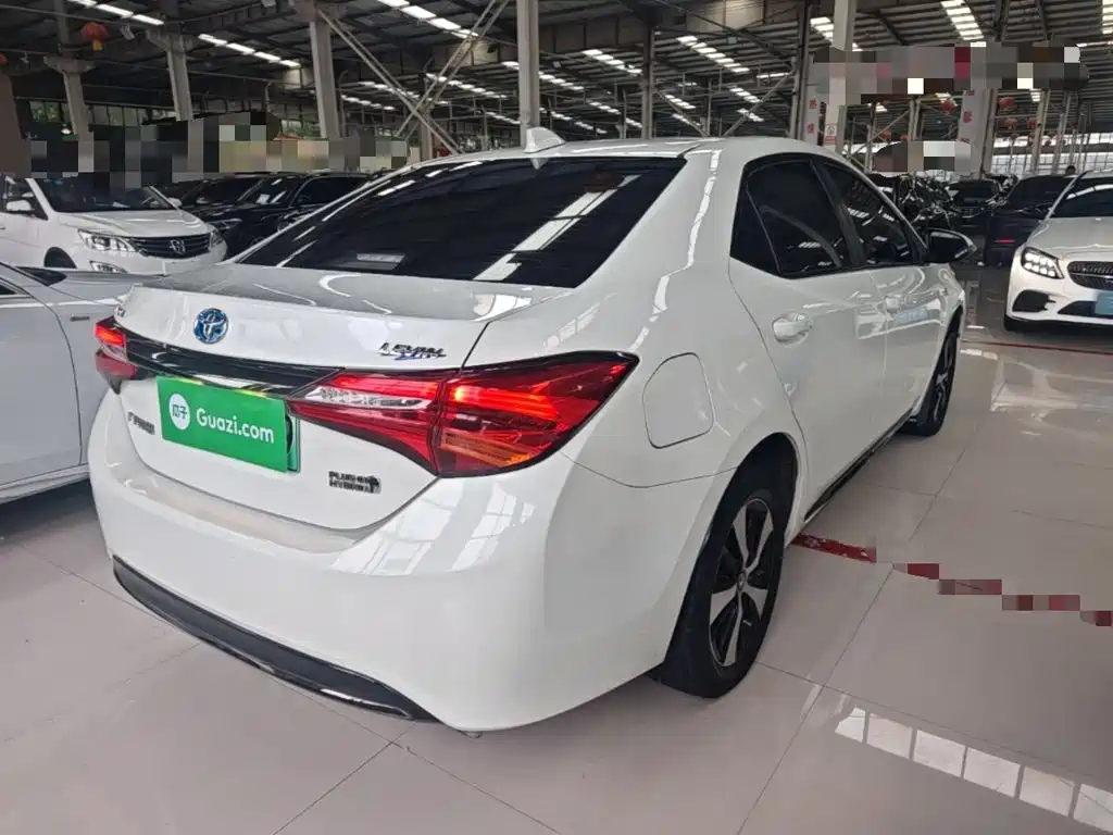 Toyota Levin Twin Engine E+ — миниатюра 5
