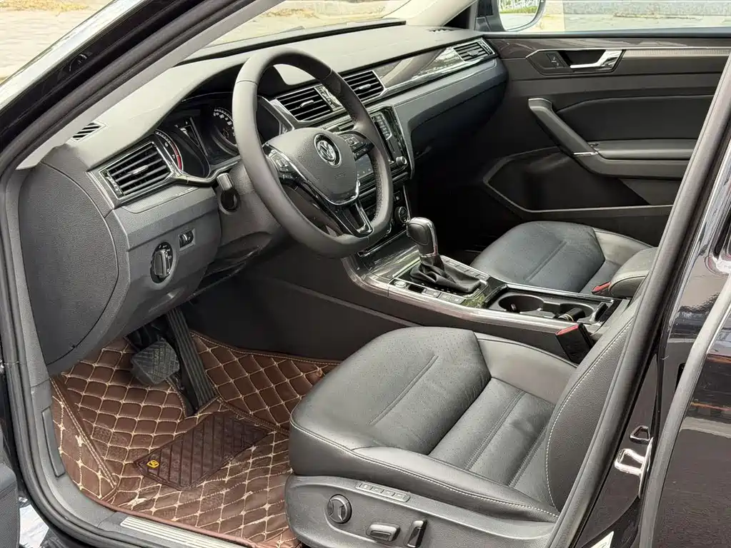 Volkswagen Passat — миниатюра 7