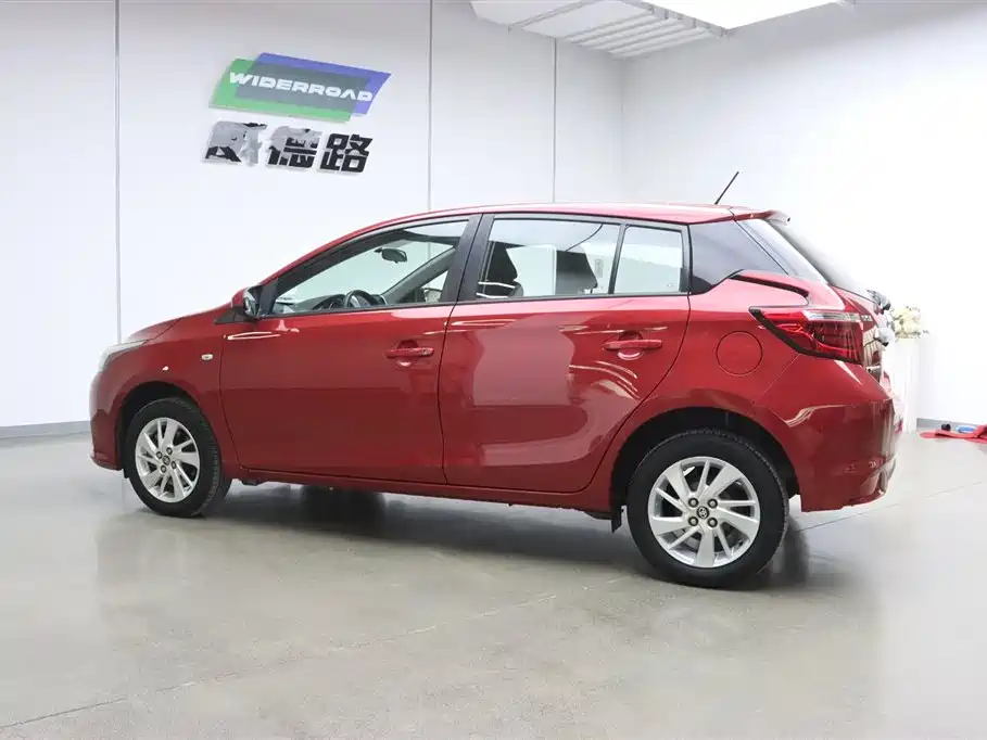 TOYOTA YARIS L ZHIXUAN