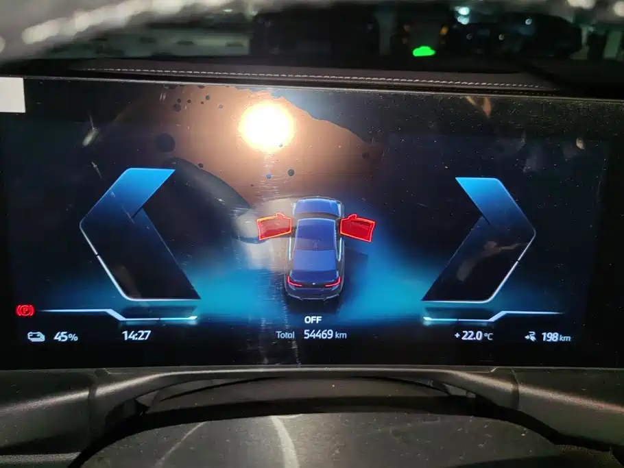 BMW i3 — миниатюра 14