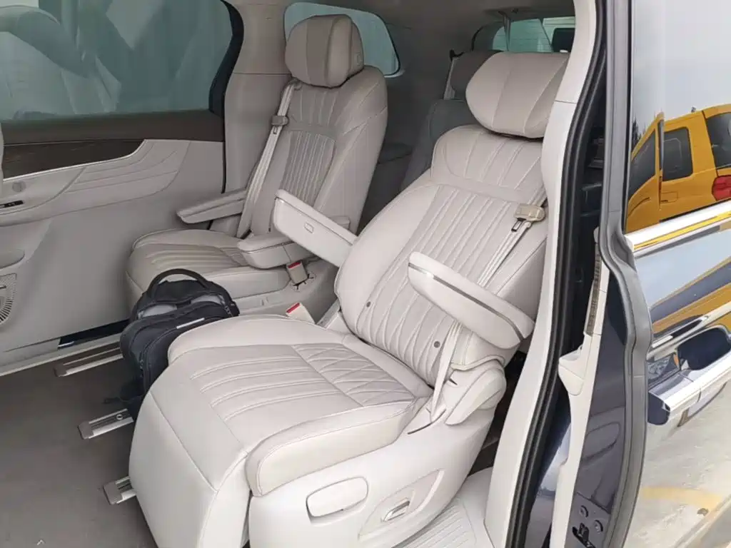 Roewe iMAX8 — миниатюра 17