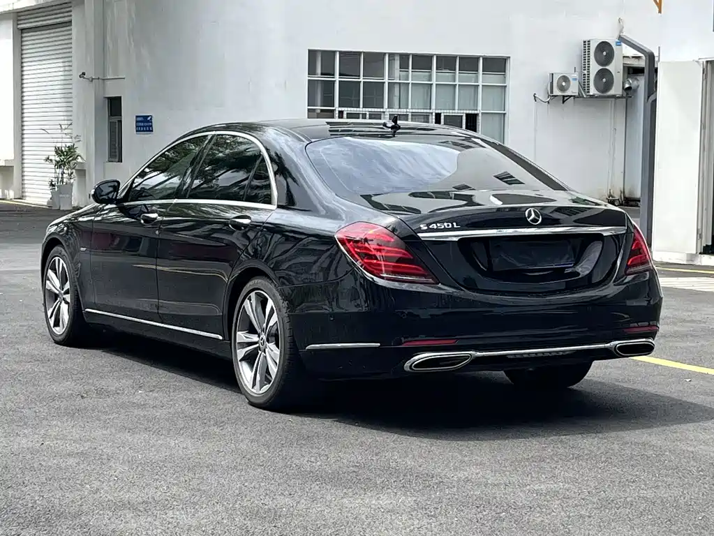 Mercedes-Benz S-Class — миниатюра 17
