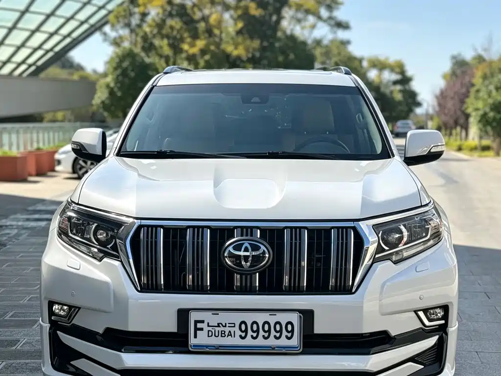 Toyota Land Cruiser — миниатюра 3