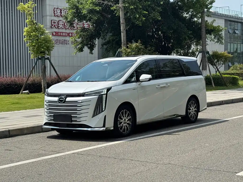 GAC Motor Trumpchi E9