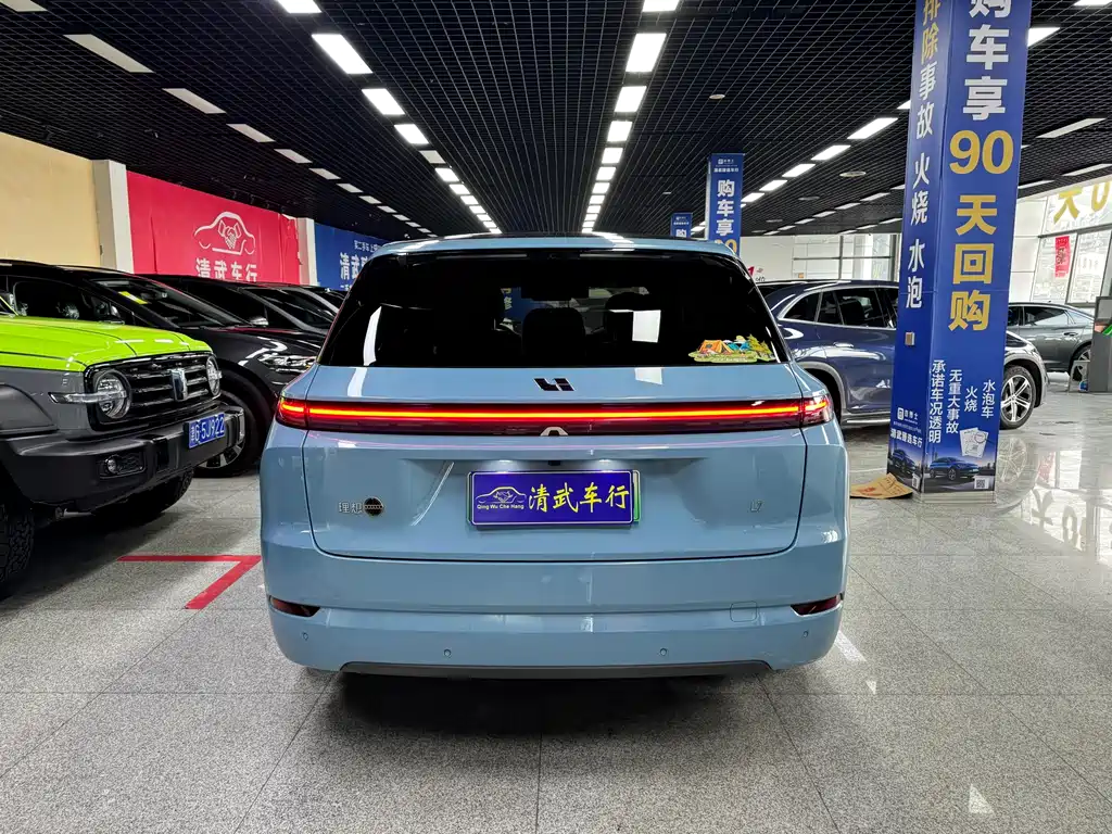 Li Auto IDEAL L7