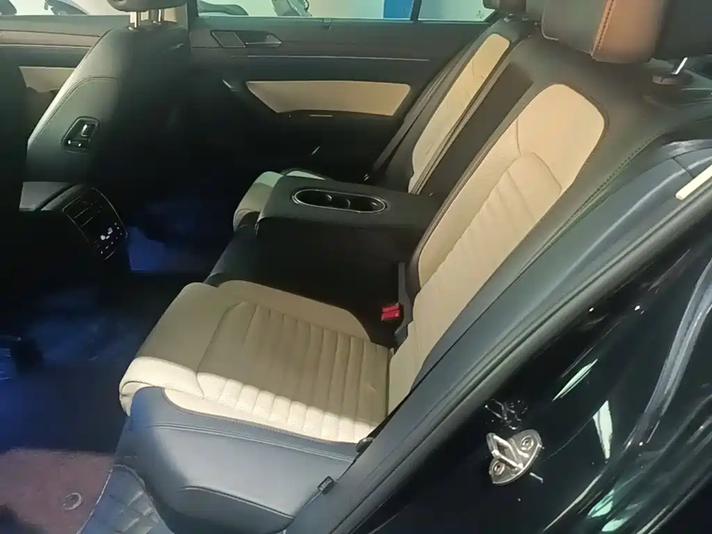 Volkswagen Magotan — миниатюра 17