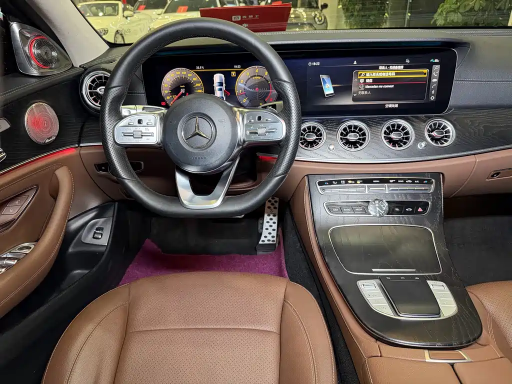 Mercedes-Benz E-Class — миниатюра 18