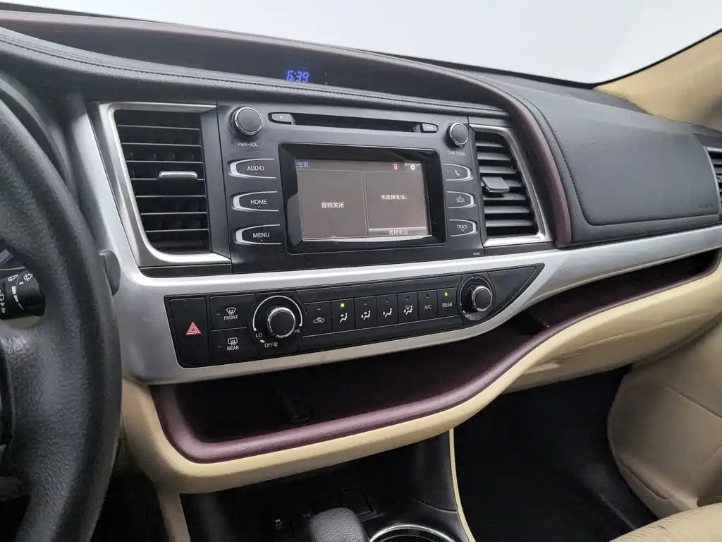 Toyota Highlander — миниатюра 12