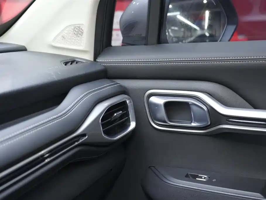 Geely Haoyue 2020 1.8TD DCT Flagship 7 мест