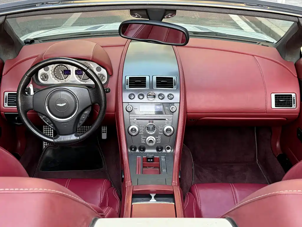 Aston Martin V8 Vantage 2012 4.7L S Roadster