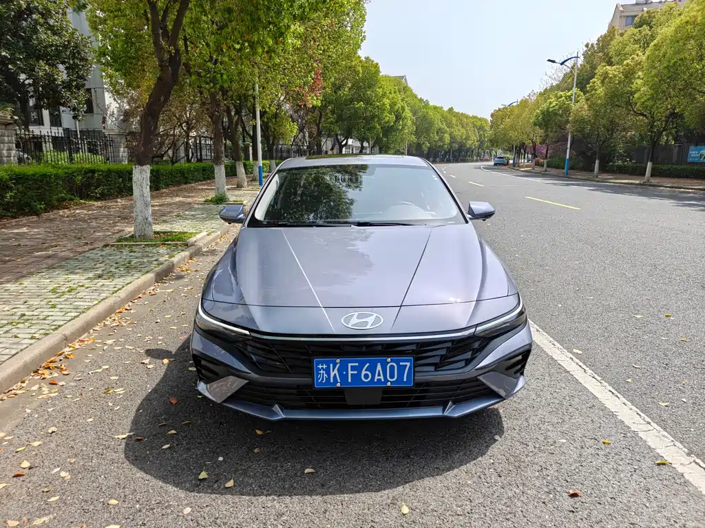 Hyundai Elantra 2024
