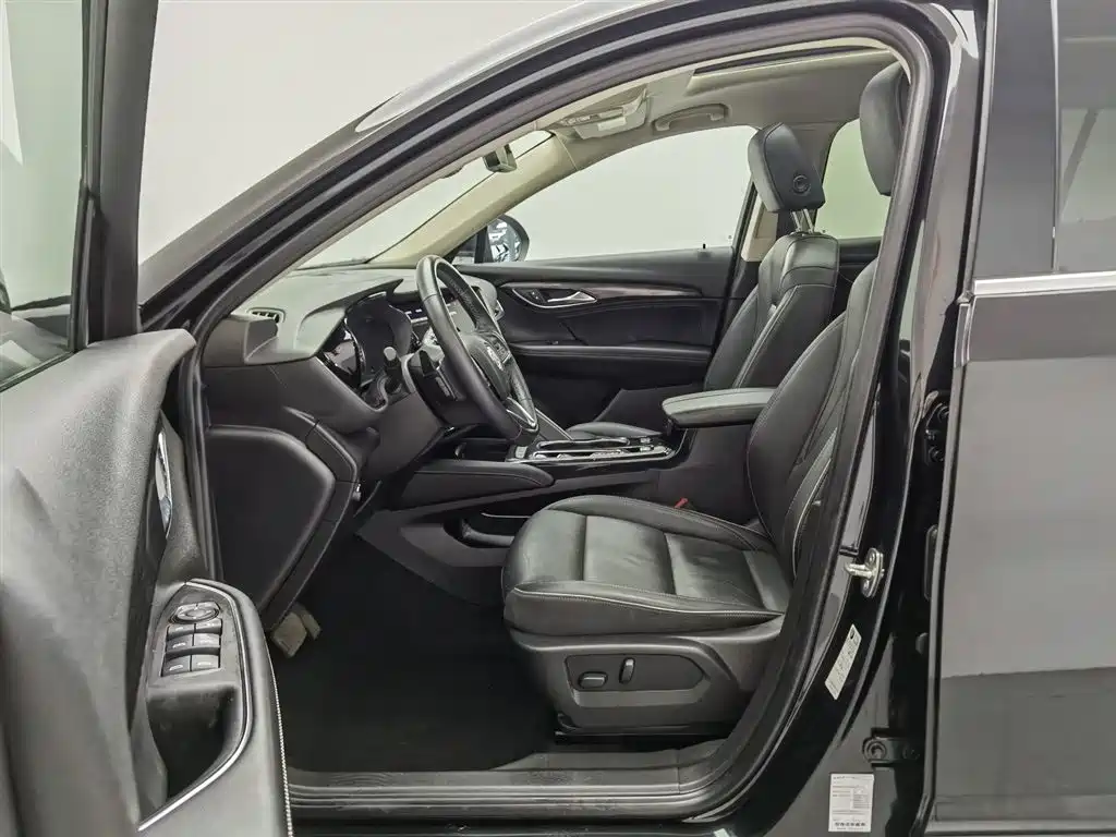 Buick Envision Plus Plus 2022 Plus 652T мест Luxury