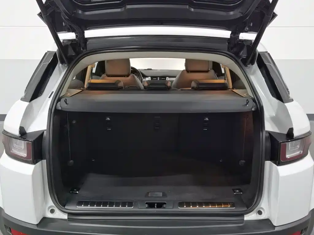 Land Rover Evoque — миниатюра 16