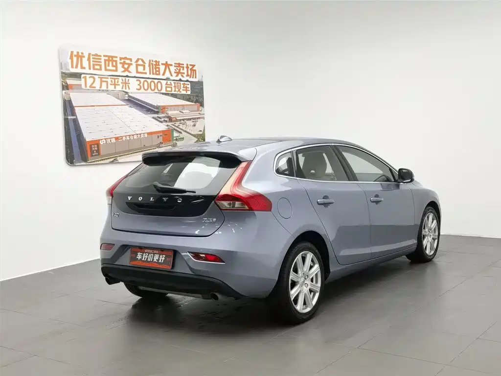 Volvo V40 2017 T3