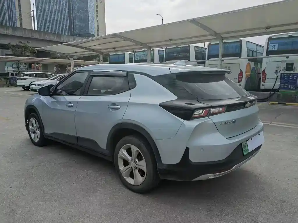 Chevrolet Menlo — миниатюра 6