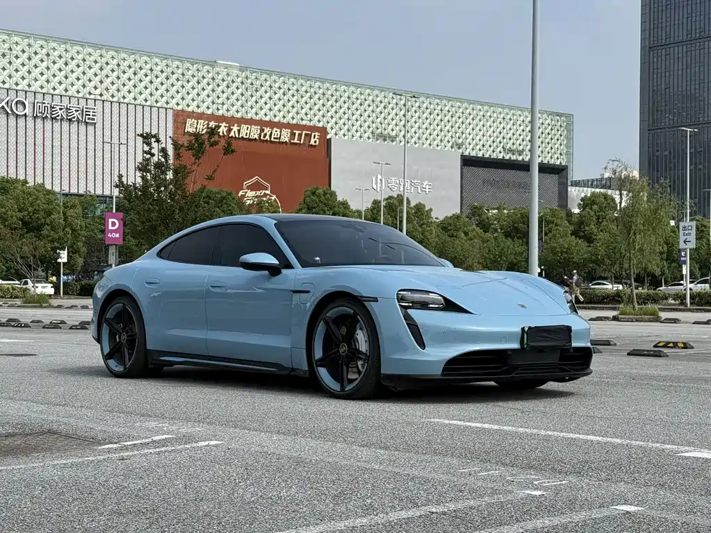 Porsche Taycan 2022 Taycan