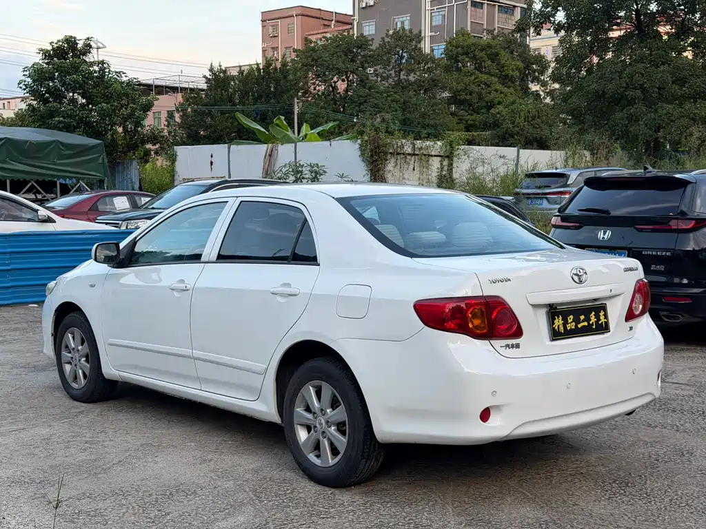 Toyota Corolla — миниатюра 4