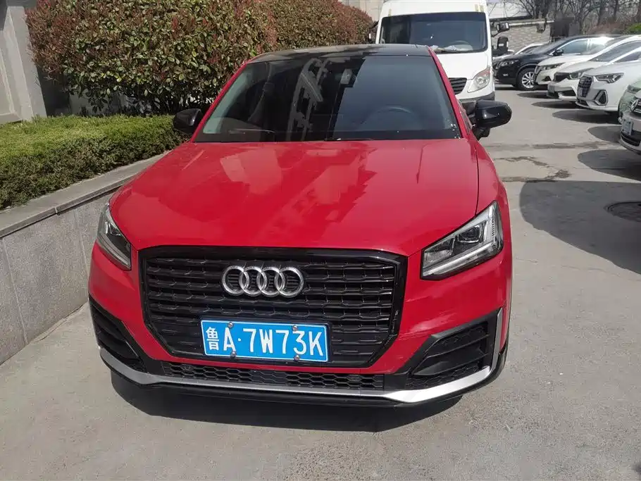 AUDI Q2L
