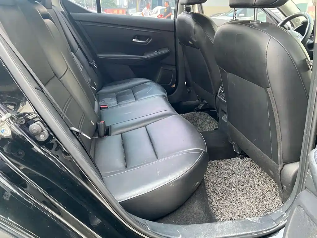Nissan Sylphy — миниатюра 12