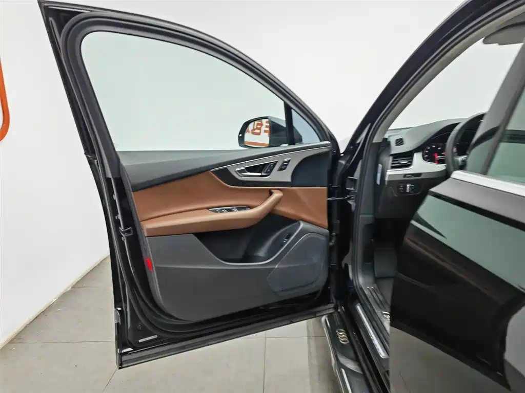 Audi Q7 2016 40 TFSI Comfort