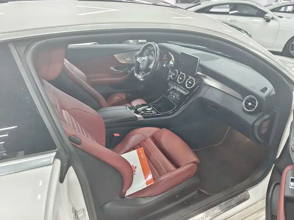 Mercedes-Benz C-Class (Import) — миниатюра 6
