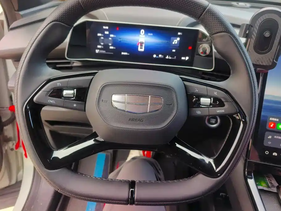 Geely Boyue — миниатюра 15