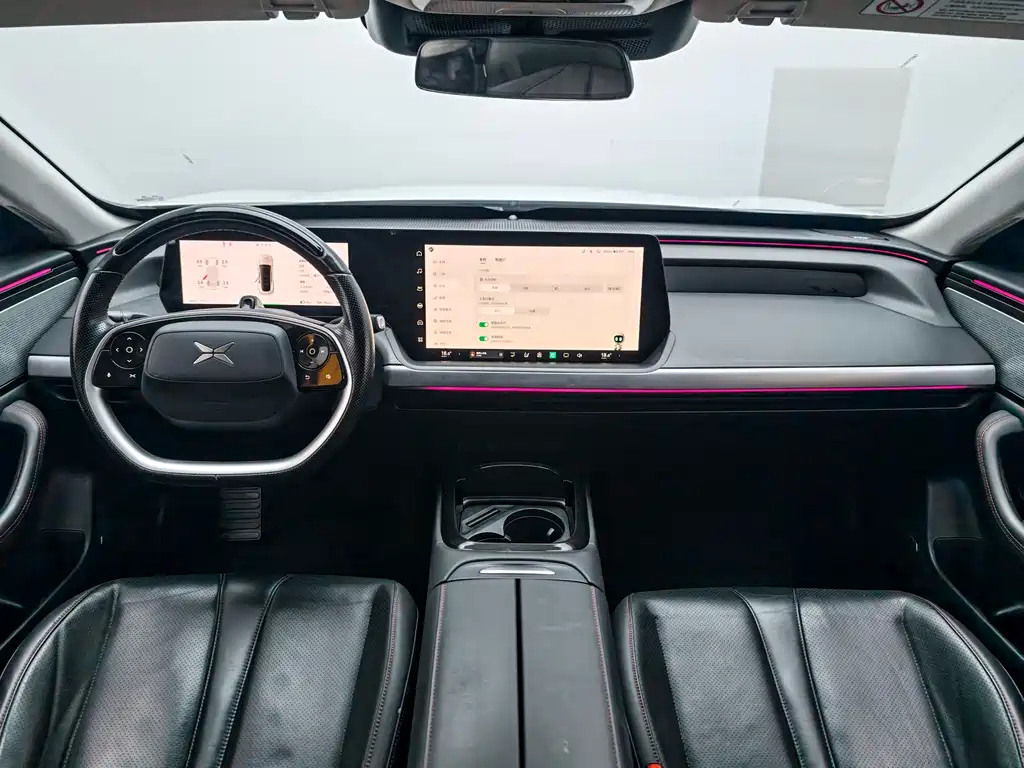 XPeng P7 — миниатюра 14