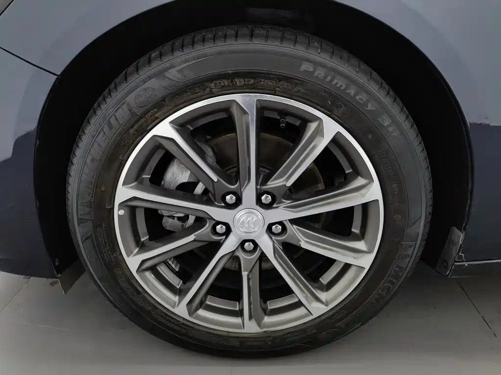 Buick LaCrosse — миниатюра 17