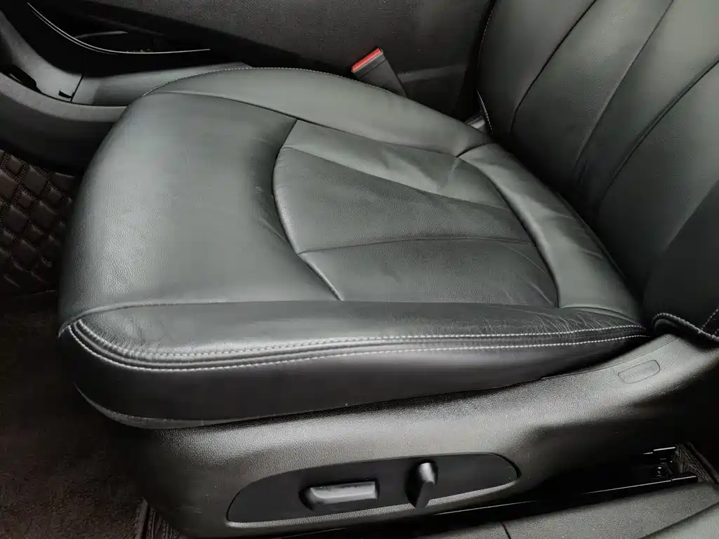 Buick LaCrosse — миниатюра 20