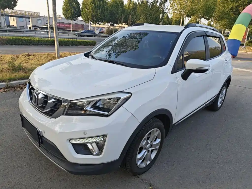 Changan CS15
