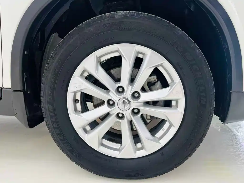 Nissan X-Trail — миниатюра 16