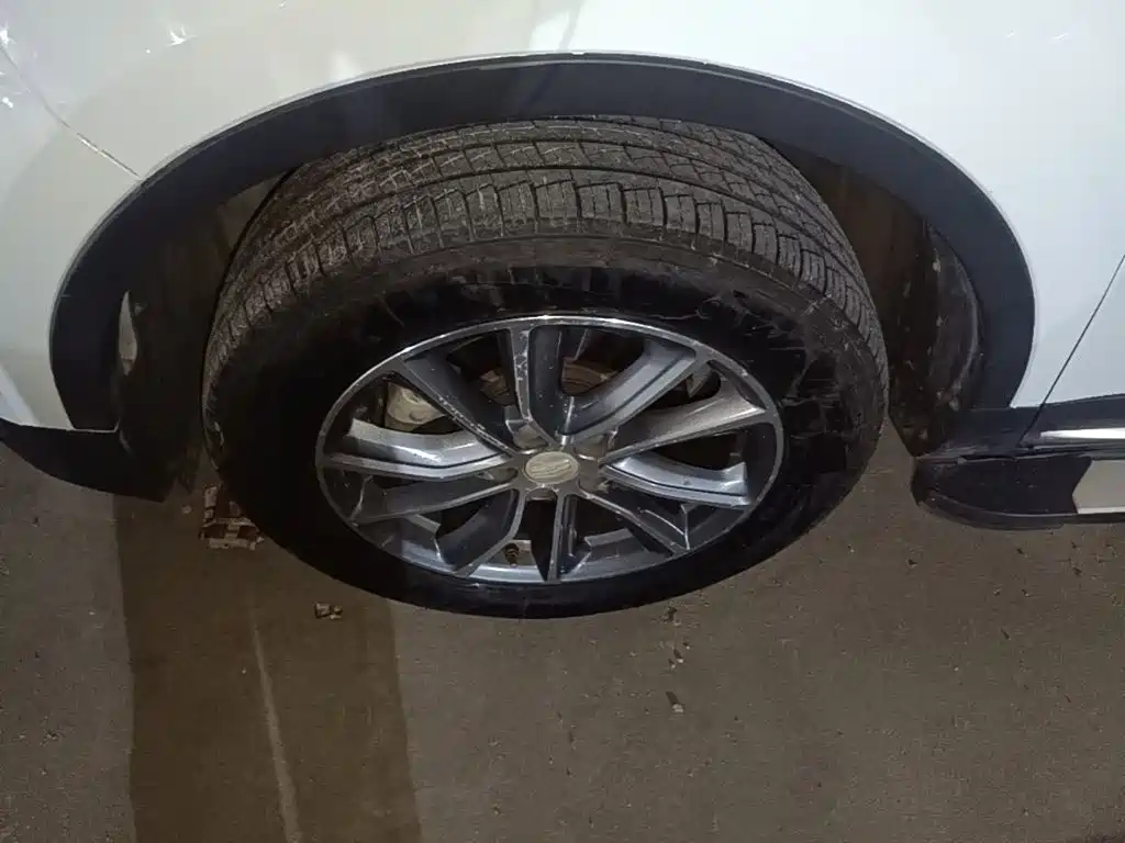 Geely Boyue — миниатюра 23
