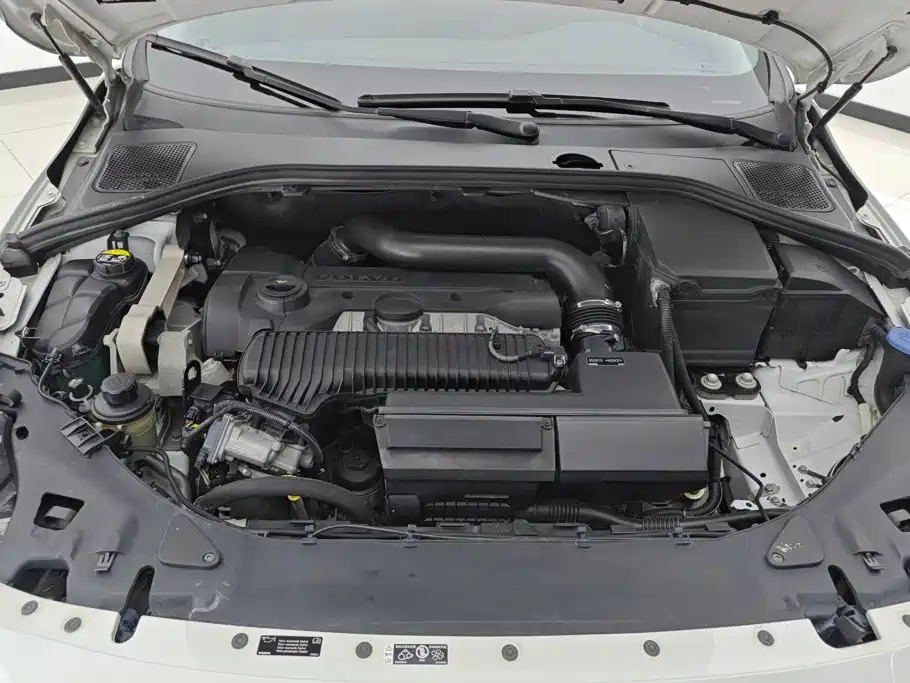 Volvo V60 — миниатюра 10